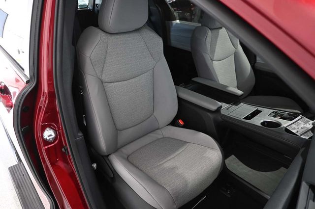 2026 Toyota Sienna LE FWD 8-Passenger - 22997874 - 15