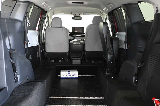 2026 Toyota Sienna LE FWD 8-Passenger - 22997874 - 22