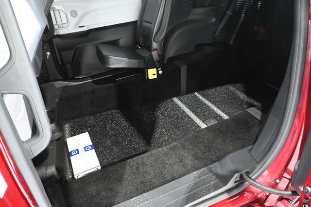 2026 Toyota Sienna LE FWD 8-Passenger - 22997874 - 26