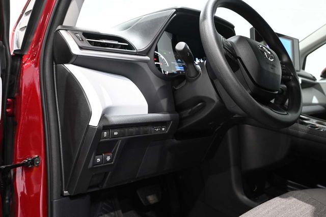 2026 Toyota Sienna LE FWD 8-Passenger - 22997874 - 29