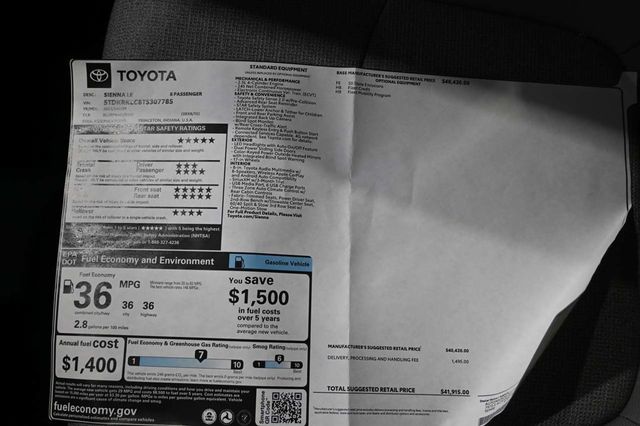 2026 Toyota Sienna LE FWD 8-Passenger - 23003839 - 36