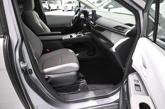 2026 Toyota Sienna LE FWD 8-Passenger - 23005161 - 14