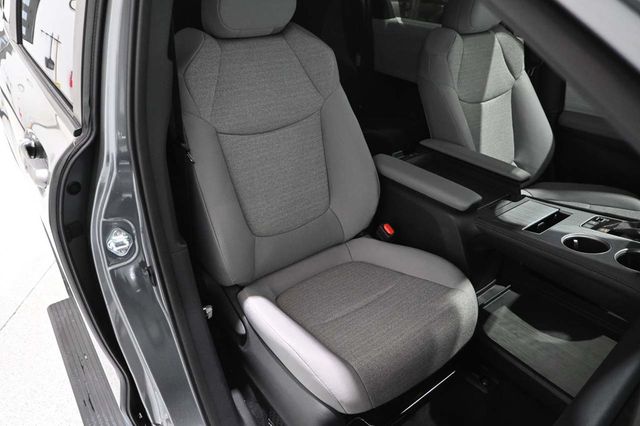 2026 Toyota Sienna LE FWD 8-Passenger - 23005161 - 15