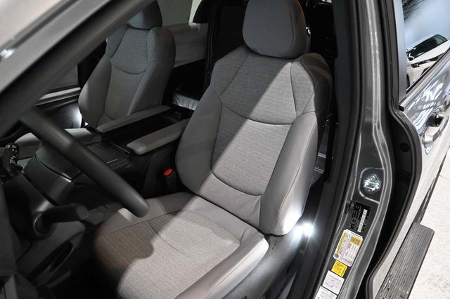 2026 Toyota Sienna LE FWD 8-Passenger - 23008607 - 13