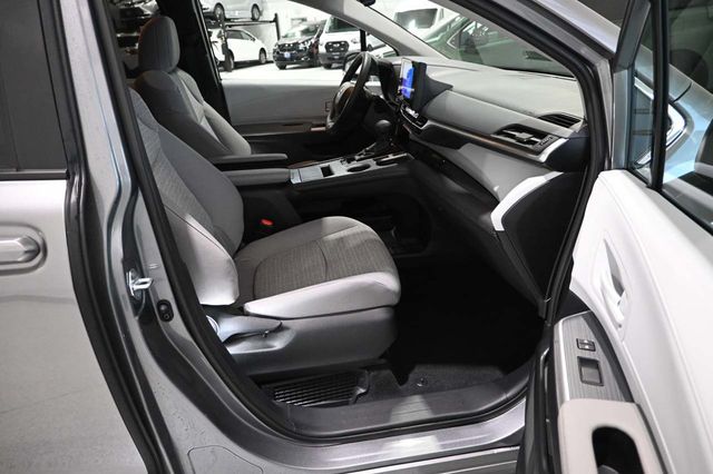 2026 Toyota Sienna LE FWD 8-Passenger - 23008607 - 14