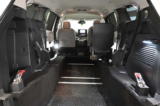 2026 Toyota Sienna LE FWD 8-Passenger - 23008608 - 20