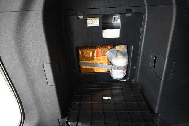 2026 Toyota Sienna LE FWD 8-Passenger - 23008609 - 21