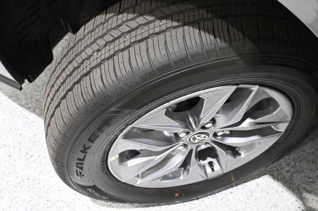 2026 Toyota Sienna LE FWD 8-Passenger - 23008610 - 10