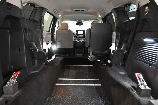 2026 Toyota Sienna LE FWD 8-Passenger - 23008610 - 20