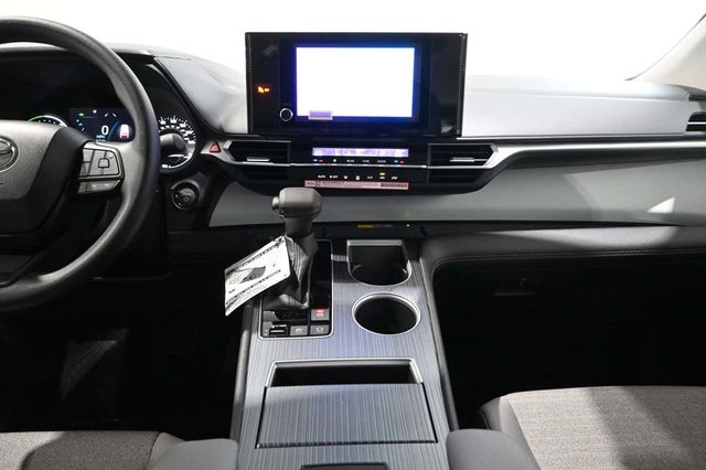 2026 Toyota Sienna LE FWD 8-Passenger - 23010646 - 23