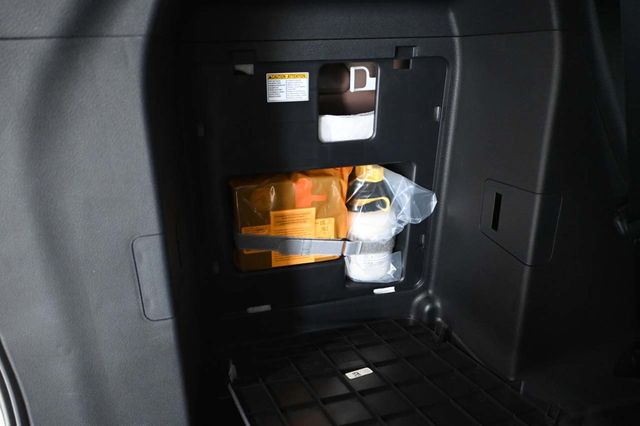 2026 Toyota Sienna LE FWD 8-Passenger - 23010646 - 26