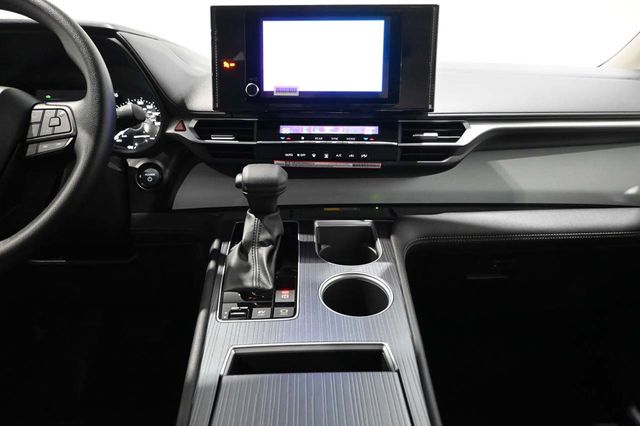 2026 Toyota Sienna LE FWD 8-Passenger - 23010647 - 23