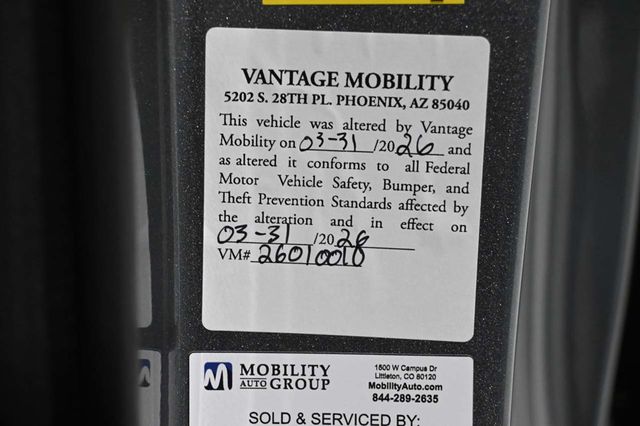 2026 Toyota Sienna LE FWD 8-Passenger - 23010647 - 33