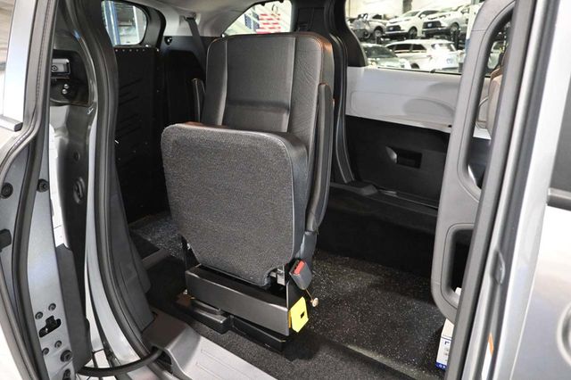 2026 Toyota Sienna LE FWD 8-Passenger - 23026117 - 17