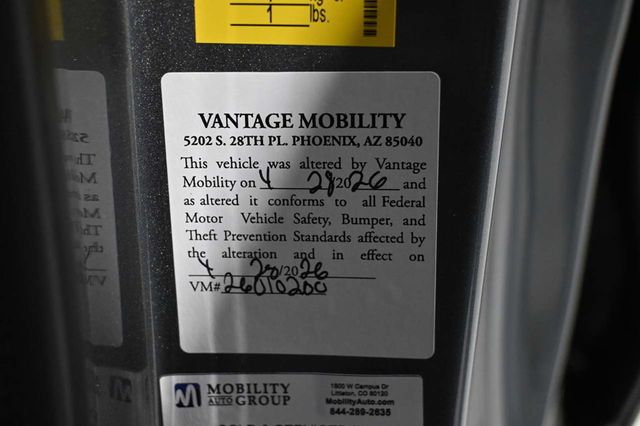 2026 Toyota Sienna LE FWD 8-Passenger - 23026117 - 33