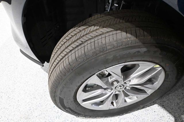 2026 Toyota Sienna LE FWD 8-Passenger - 23026118 - 10