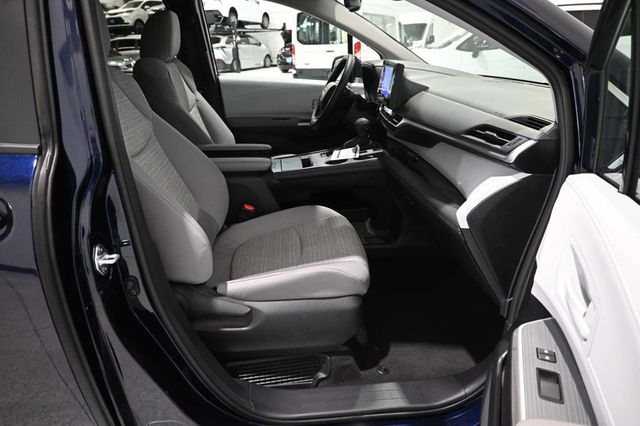 2026 Toyota Sienna LE FWD 8-Passenger - 23026118 - 14