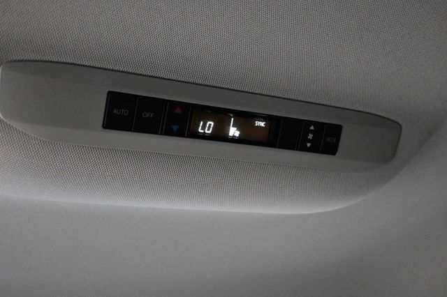 2026 Toyota Sienna LE FWD 8-Passenger - 23038697 - 28