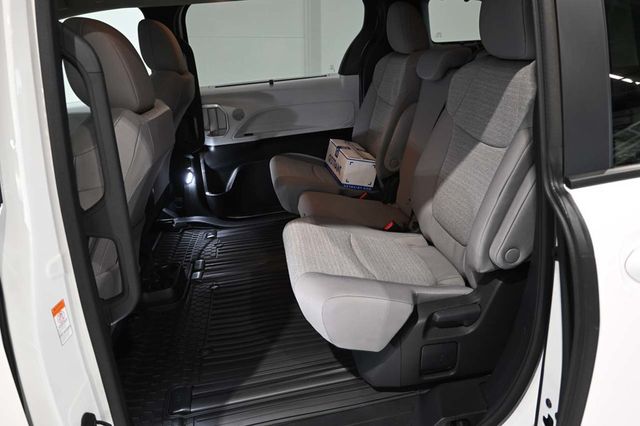 2026 Toyota Sienna LE FWD 8-Passenger - 23041357 - 25