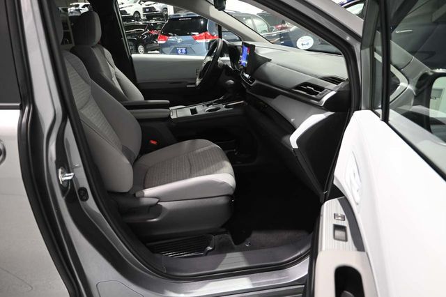 2026 Toyota Sienna LE FWD 8-Passenger - 23054638 - 14