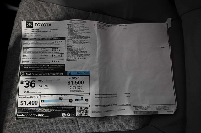 2026 Toyota Sienna LE FWD 8-Passenger - 23079487 - 35