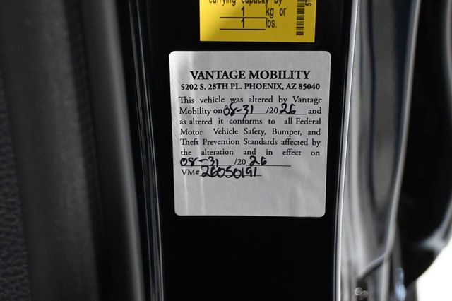 2026 Toyota Sienna LE FWD 8-Passenger - 23079489 - 33