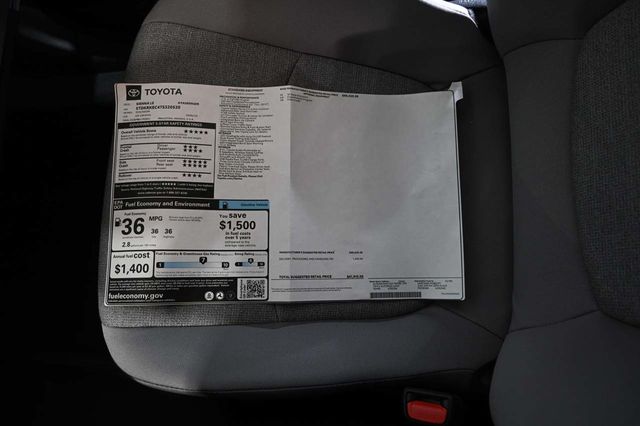 2026 Toyota Sienna LE FWD 8-Passenger - 23092168 - 37