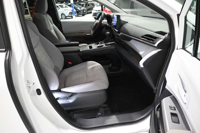2026 Toyota Sienna LE FWD 8-Passenger - 23098843 - 14