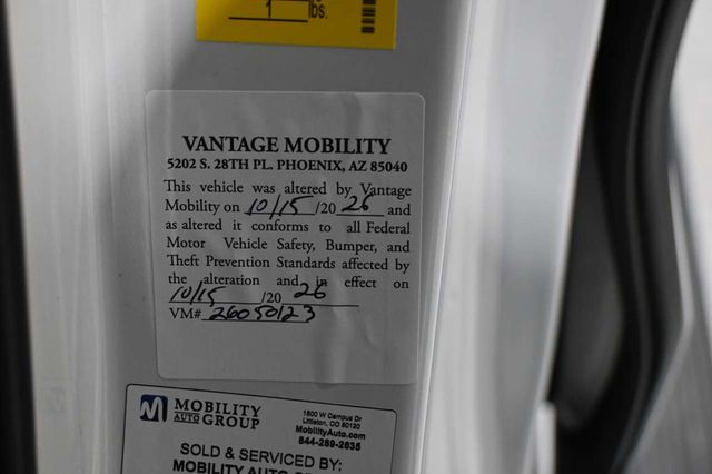 2026 Toyota Sienna LE FWD 8-Passenger - 23099424 - 32