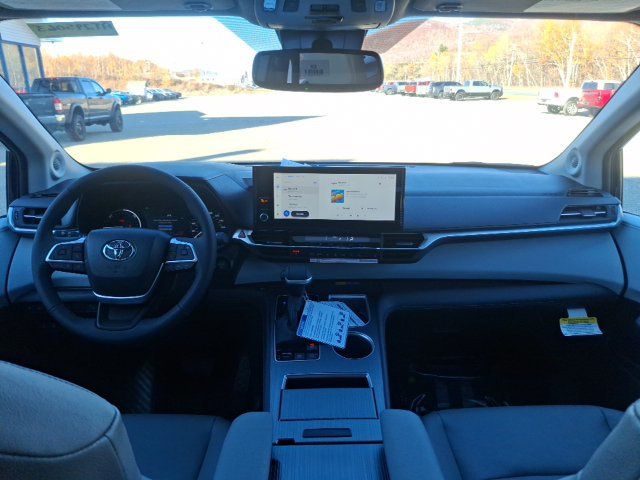 2026 Toyota Sienna XLE - 23089698 - 14
