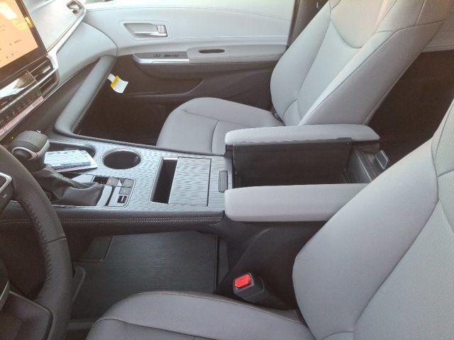 2026 Toyota Sienna XLE - 23089698 - 23