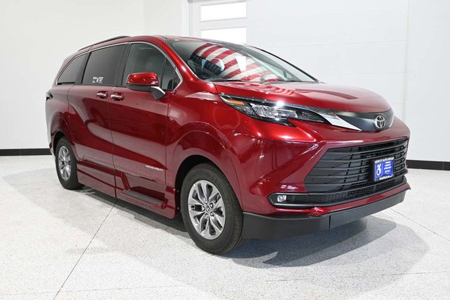2026 Toyota Sienna XLE AWD 7-Passenger - 23041356 - 2