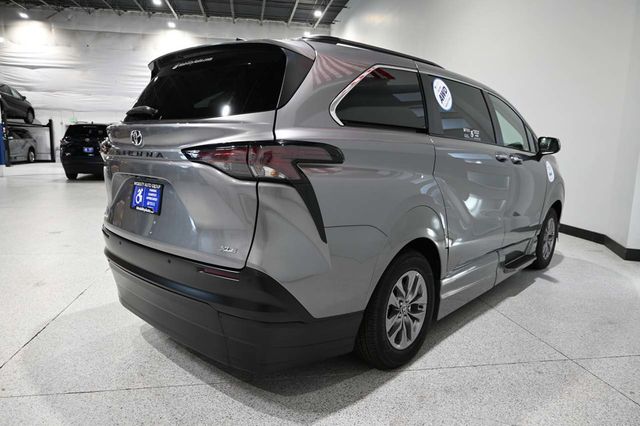2026 Toyota Sienna XLE AWD 7-Passenger - 23079488 - 5