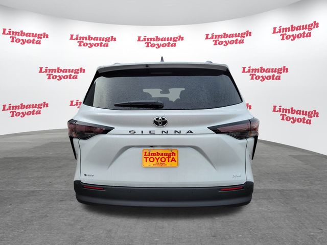 2026 Toyota Sienna XLE FWD 8-Passenger - 22977474 - 13