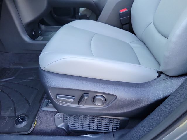 2026 Toyota Sienna XLE FWD 8-Passenger - 23093935 - 9