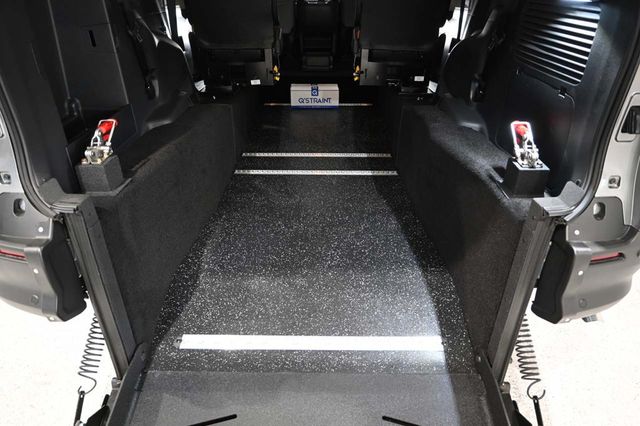 2026 Toyota Sienna XLE Mobility Handicap Van - 23065622 - 19