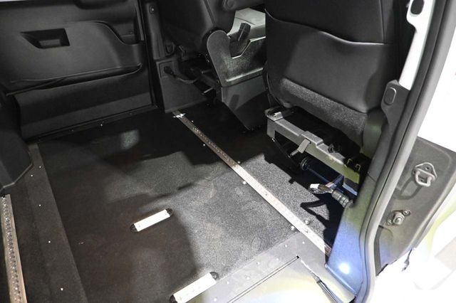 2026 Toyota Sienna XSE AWD 7-Passenger - 23038698 - 18