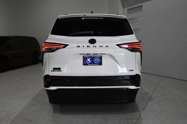 2026 Toyota Sienna XSE AWD 7-Passenger - 23038698 - 6