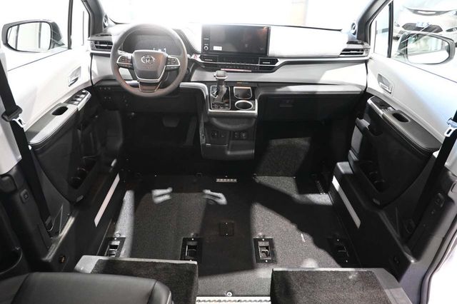 2026 Toyota Sienna XSE AWD 7-Passenger - 23079492 - 20