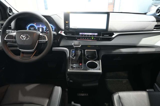 2026 Toyota Sienna XSE AWD 7-Passenger - 23079492 - 21