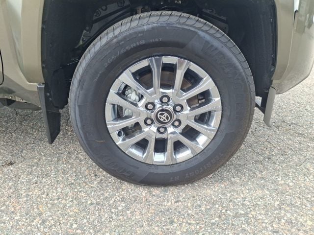 2026 Toyota Tacoma Limited - 23076255 - 31