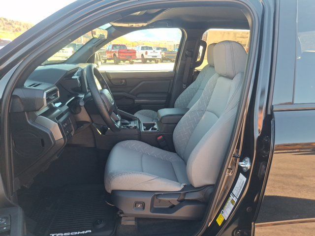 2026 Toyota Tacoma SR5 - 23076221 - 11