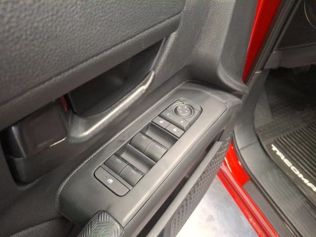 2026 Toyota Tacoma SR5 - 23076256 - 10