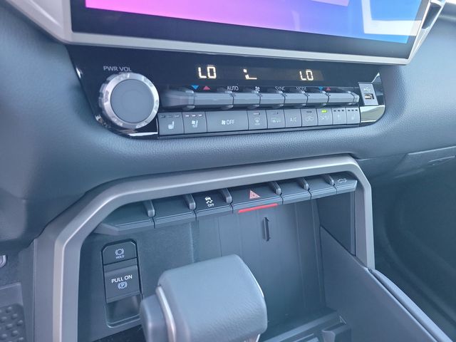 2026 Toyota Tundra 4WD Limited CrewMax 5.5' Bed - 23097602 - 6