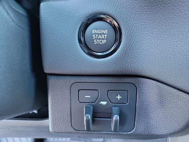 2026 Toyota Tundra 4WD Limited CrewMax 5.5' Bed - 23097602 - 8