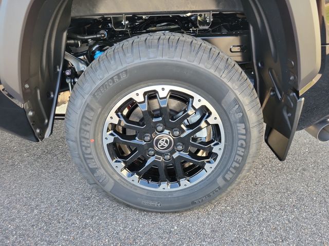 2026 Toyota Tundra 4WD SR5 CrewMax 5.5' Bed - 23098064 - 15