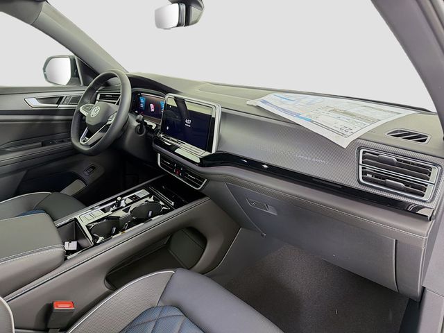 2026 Volkswagen Atlas Cross Sport 2.0T SEL Premium R-Line 4MOTION - 23000659 - 31