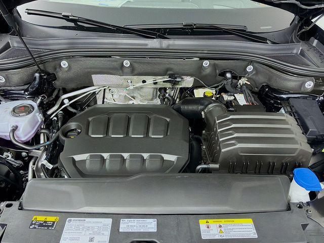 2026 Volkswagen Atlas Cross Sport 2.0T SEL Premium R-Line 4MOTION - 23000659 - 32