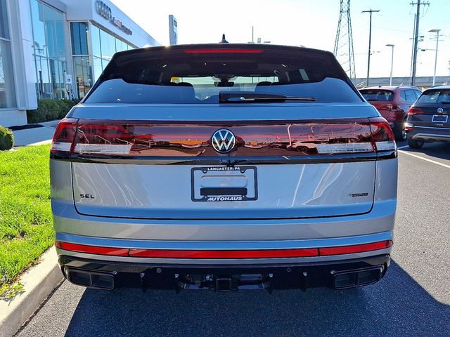 2026 Volkswagen Atlas Cross Sport 2.0T SEL R-Line Black 4MOTION - 22928315 - 4