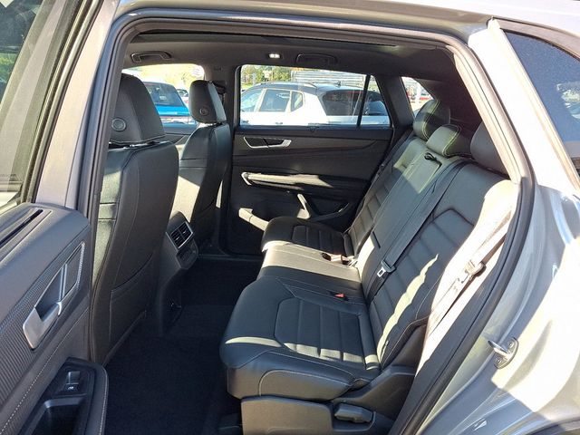 2026 Volkswagen Atlas Cross Sport 2.0T SEL R-Line Black 4MOTION - 22928315 - 7